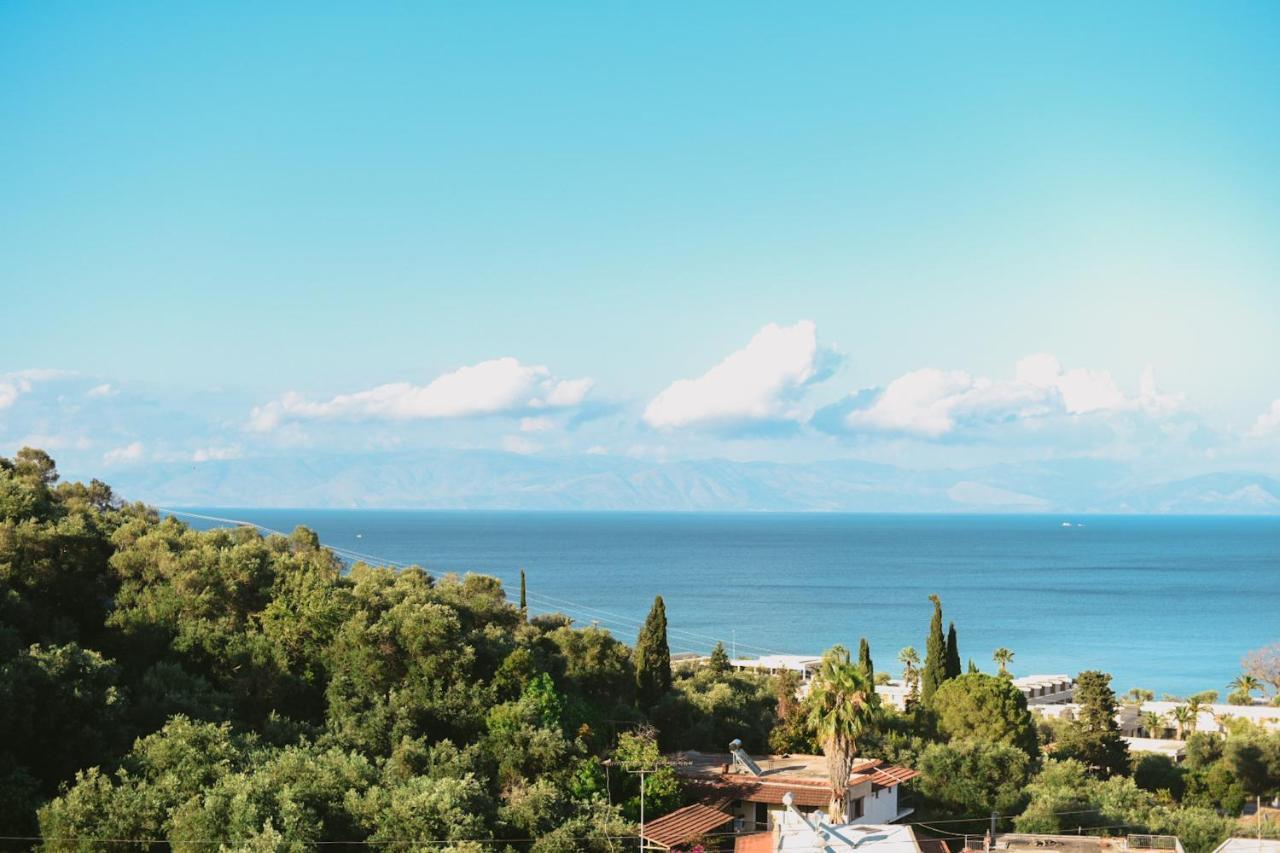 Avra Sea View Paradise Pool Aparthotel 3*