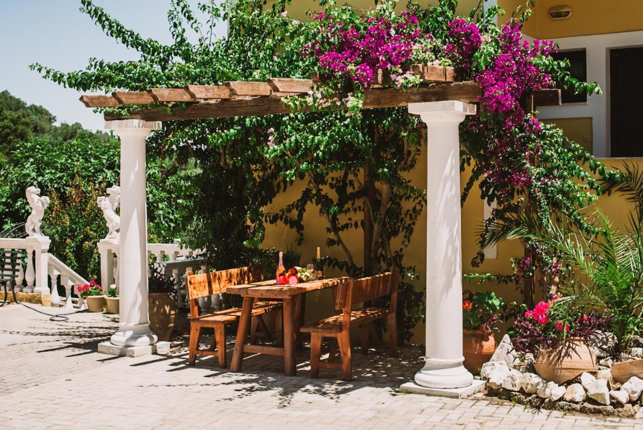 Aparthotel Avra Sea View Paradise Pool