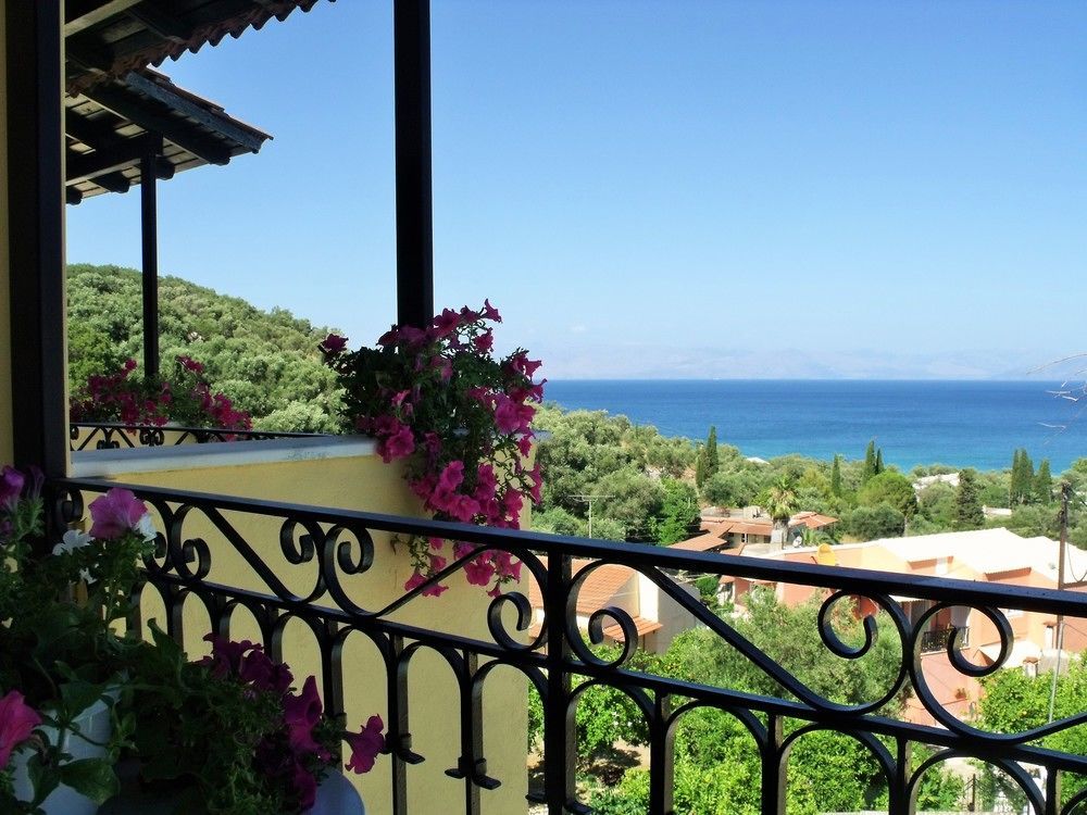 Aparthotel Avra Sea View Paradise Pool